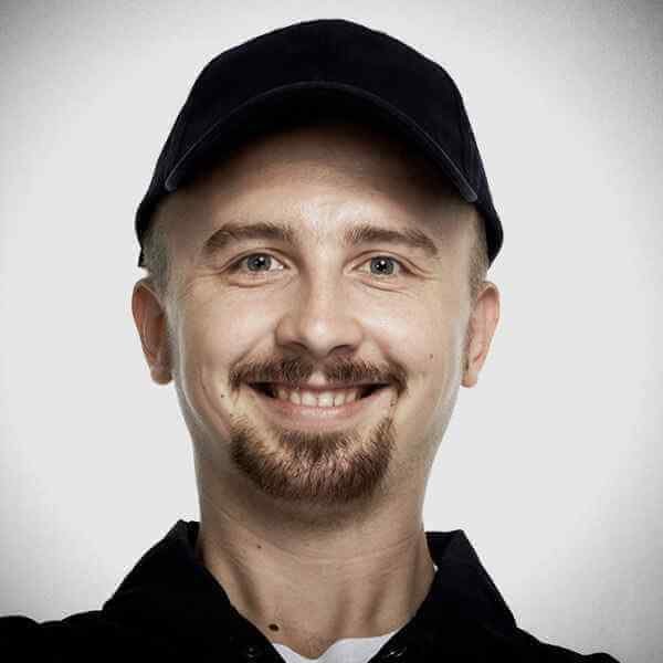 https://bazcapital.org/wp-content/uploads/2018/09/our_team_03.jpg